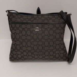 Coach crossbody signature C bag